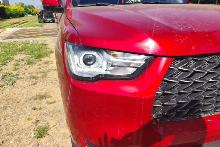 Used Great Wall Poer 2021 2.0T Commercial Version Automatic Diesel Two-Wheel Drive Elite Trim with Long Bed – GW4D20M Right Front Headlight