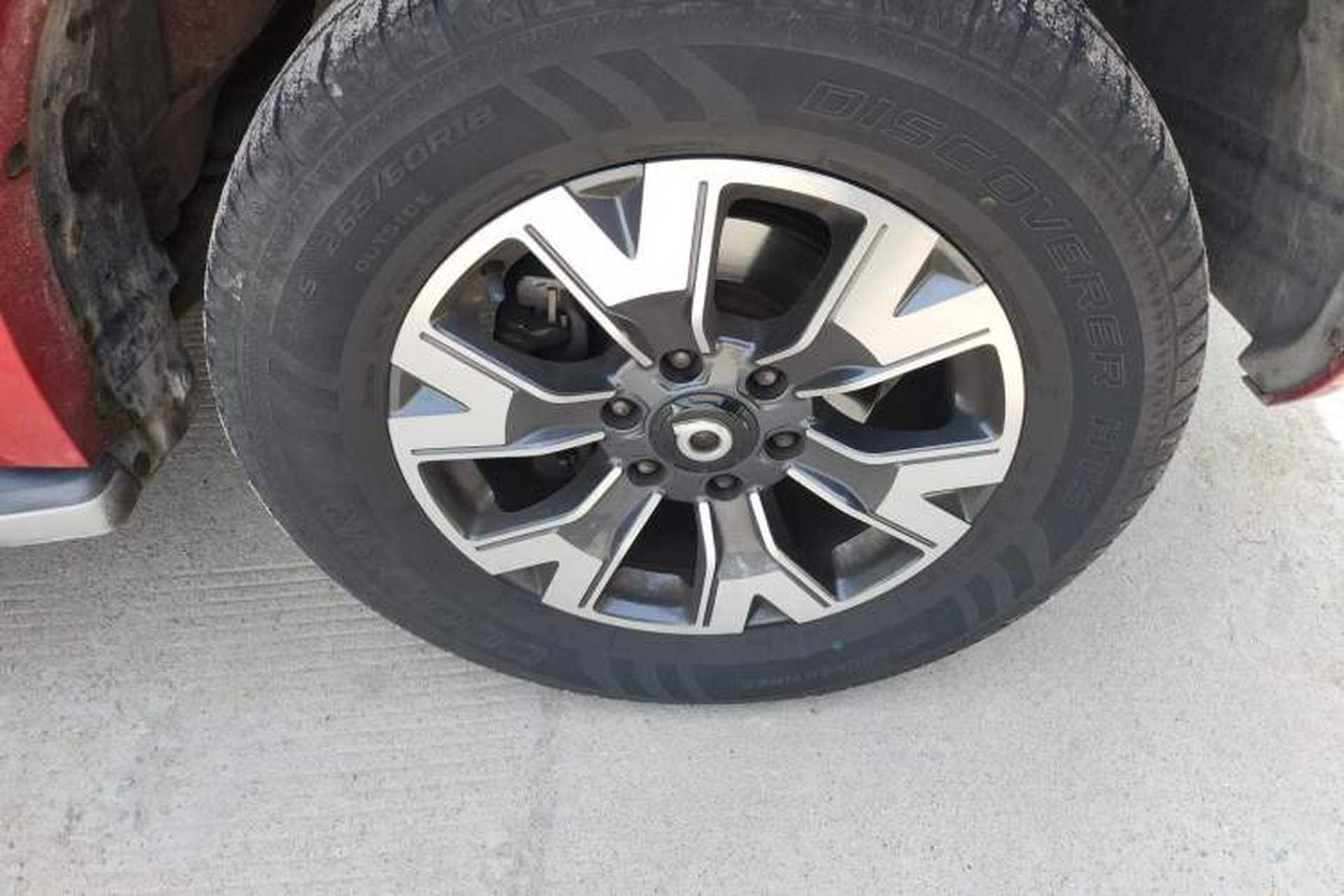 Used Great Wall Poer 2021 2.0T Global Version Automatic Diesel 4x4 Comfort Trim Standard Box GW4D20M Right Front Wheel Hub