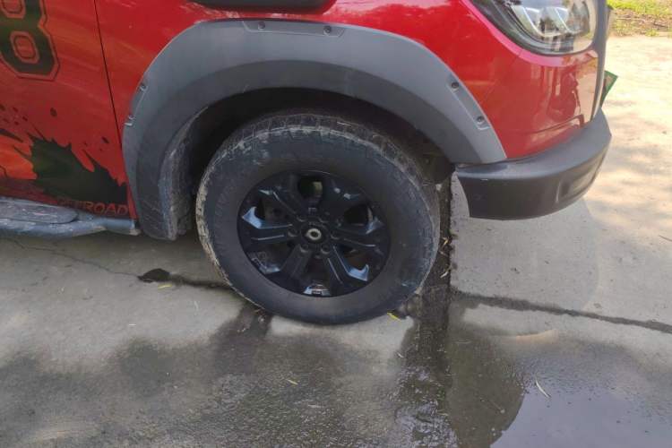 Used Great Wall Poer 2021 2.0T Off-Road Version Automatic Diesel 4x4 Mount Everest Edition GW4D20M Right Front Wheel Hub