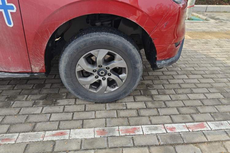 Used Great Wall Poer 2021 2.0T Commercial Version Manual Diesel Two-Wheel Drive Elite Long-Box GW4D20M Right Front Wheel Hub