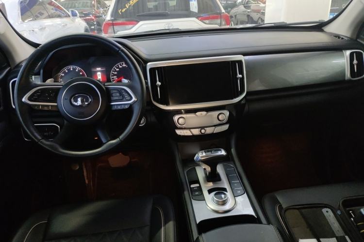Used Great Wall Poer 2021 2.0T Global Version Automatic Gasoline 4x4 Comfort Trim Standard Cab GW4C20B Center Console