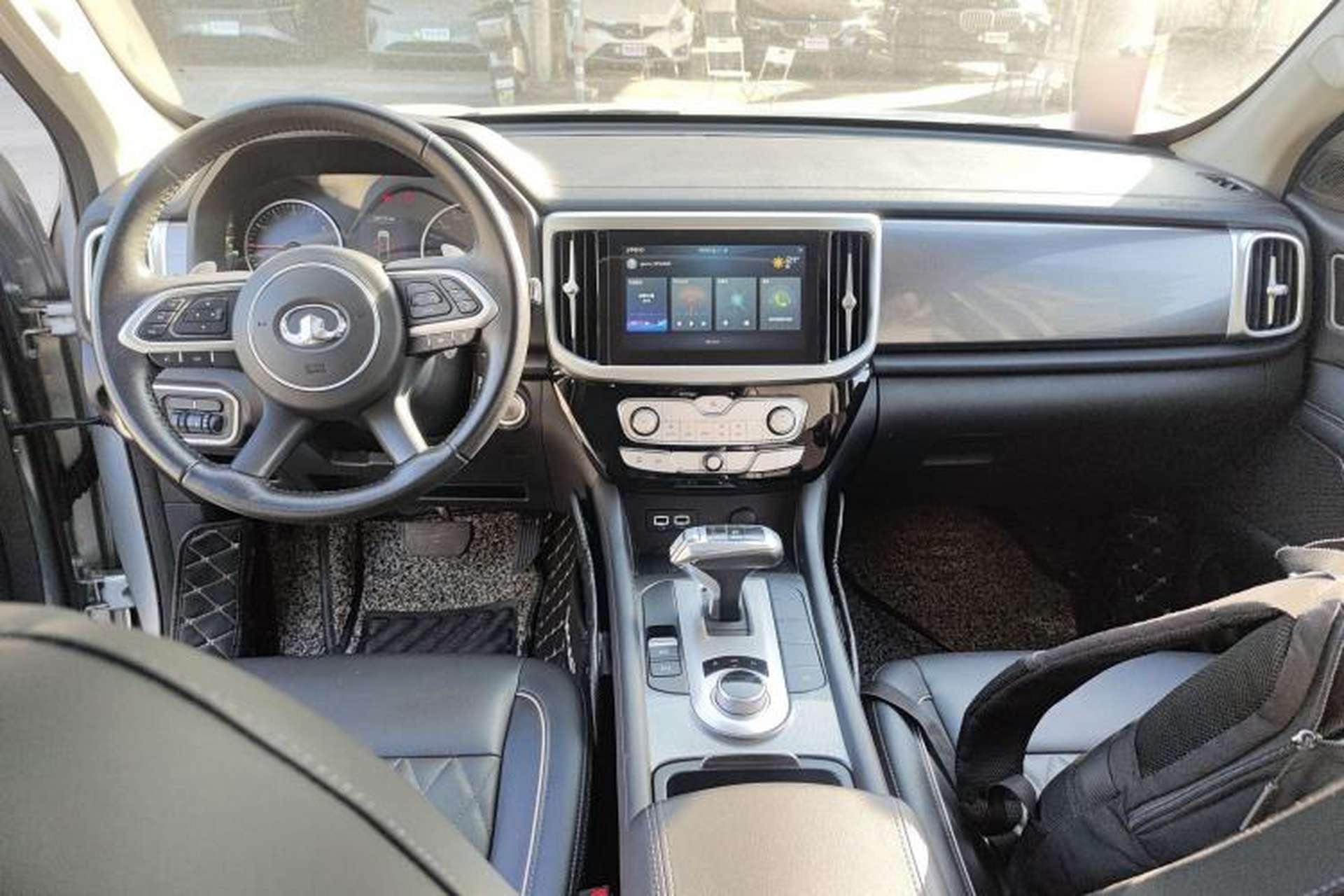 Used Great Wall Poer 2021 2.0T Global Version Passenger Car Automatic Gasoline Two-Wheel Drive Comfort Trim Standard Box – GW4C20B Center Console