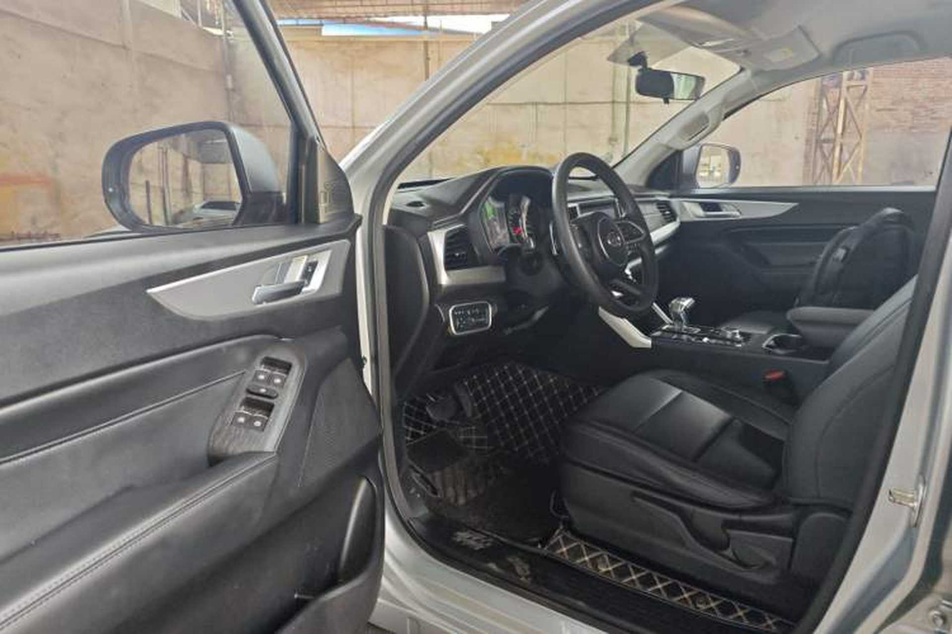 Used Great Wall Poer 2021 2.0T Commercial Version Automatic Diesel Two-Wheel Drive Elite Trim with Long Bed – GW4D20M Driver Seat
