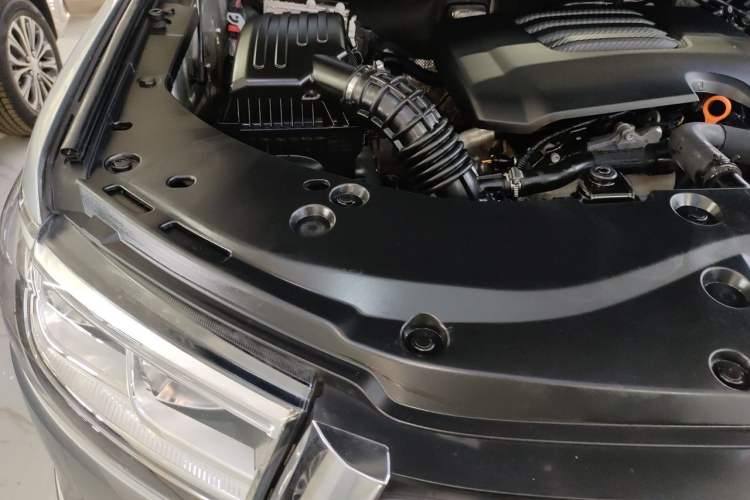 Used Great Wall Poer 2021 2.0T Global Version Automatic Gasoline 4x4 Comfort Trim Standard Cab GW4C20B Engine Bay Right
