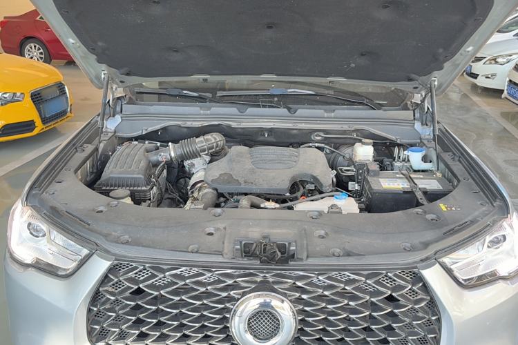 Used Great Wall Poer 2021 2.0T Commercial Version Manual Diesel Two-Wheel Drive Elite Long-Box GW4D20M Engine Bay