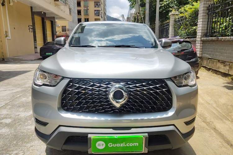 Used Great Wall Poer 2021 2.0T Commercial Version Automatic Diesel 4x4 Elite Long-Box GW4D20M Front
