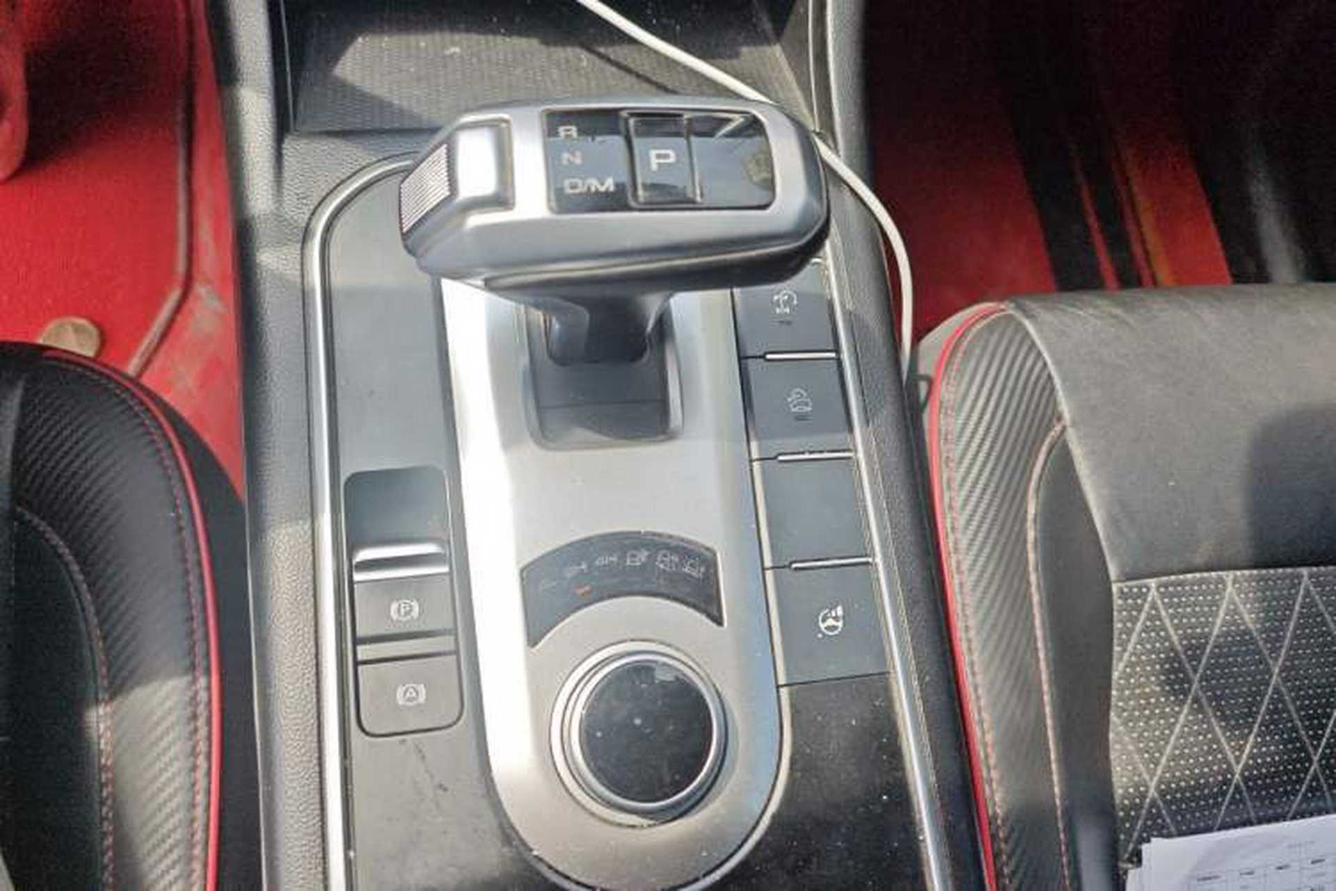 Used Great Wall Poer 2021 2.0T Off-Road Version Automatic Diesel 4x4 Mount Everest Edition GW4D20M Gear Lever