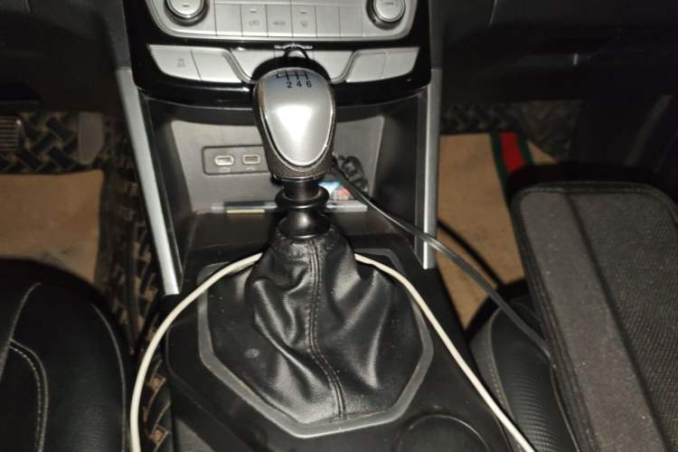 Used Great Wall Poer 2021 2.0T Commercial Version Manual Diesel Two-Wheel Drive Elite Long-Box GW4D20M Gear Lever