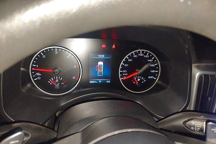 Used Great Wall Poer 2021 2.0T Commercial Version Automatic Diesel Two-Wheel Drive Elite Trim with Long Bed – GW4D20M Instrument Cluster
