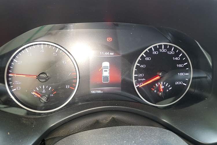 Used Great Wall Poer 2021 2.0T Commercial Version Manual Transmission Gasoline Two-Wheel Drive Elite Trim with Long Bed – GW4C20B Instrument Cluster