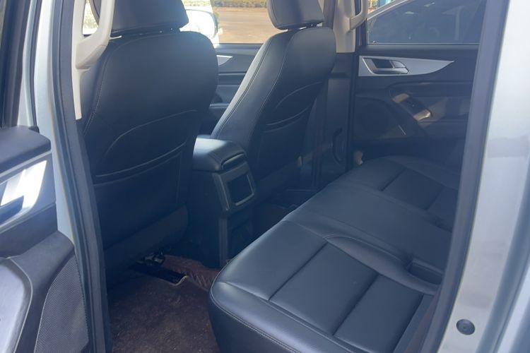 Used Great Wall Poer 2021 2.0T Commercial Version Manual Diesel 4x4 Elite Long-Box GW4D20M Interior 2