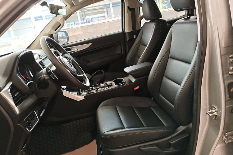Used Great Wall Poer 2021 2.0T Commercial Version Automatic Diesel Two-Wheel Drive Elite Trim with Long Bed – GW4D20M Left Front Seat