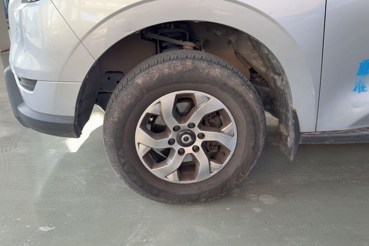 Used Great Wall Poer 2021 2.0T Commercial Version Manual Diesel Two-Wheel Drive Elite Long-Box GW4D20M Left Front Wheel Hub