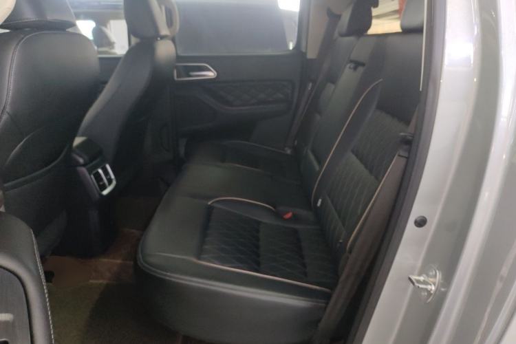 Used Great Wall Poer 2021 2.0T Global Version Automatic Gasoline 4x4 Comfort Trim Standard Cab GW4C20B Left Rear Seat