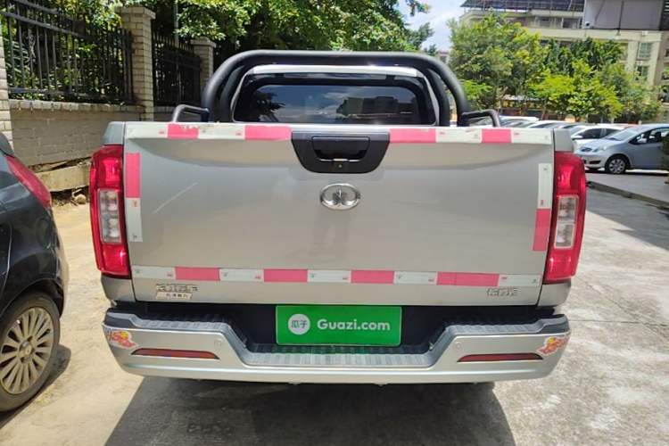 Used Great Wall Poer 2021 2.0T Commercial Version Automatic Diesel 4x4 Elite Long-Box GW4D20M Rear