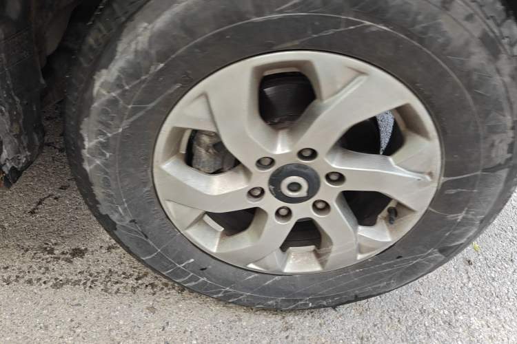 Used Great Wall Poer 2021 2.0T Commercial Version Manual Transmission Gasoline Two-Wheel Drive Elite Trim with Long Bed – GW4C20B Right Front Wheel Hub