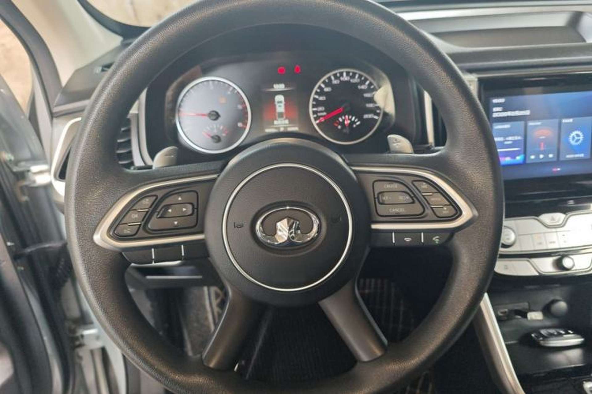 Used Great Wall Poer 2021 2.0T Commercial Version Automatic Diesel Two-Wheel Drive Elite Trim with Long Bed – GW4D20M Steering Wheel