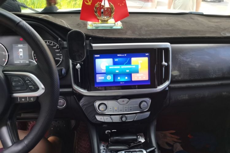 Used Great Wall Poer 2021 2.0T Global Version Automatic Diesel 4x4 Comfort Trim Standard Box GW4D20M Audio And AC Panel