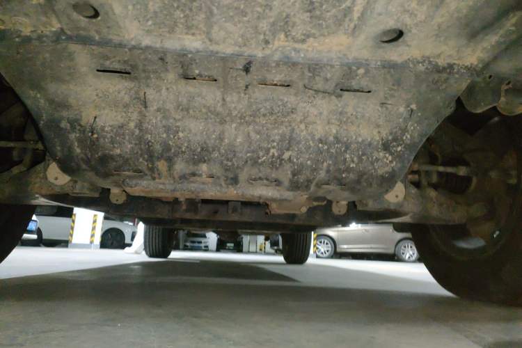 Used Great Wall Poer 2021 2.0T Commercial Version Automatic Diesel 4x4 Elite Long-Box GW4D20M Chassis Front