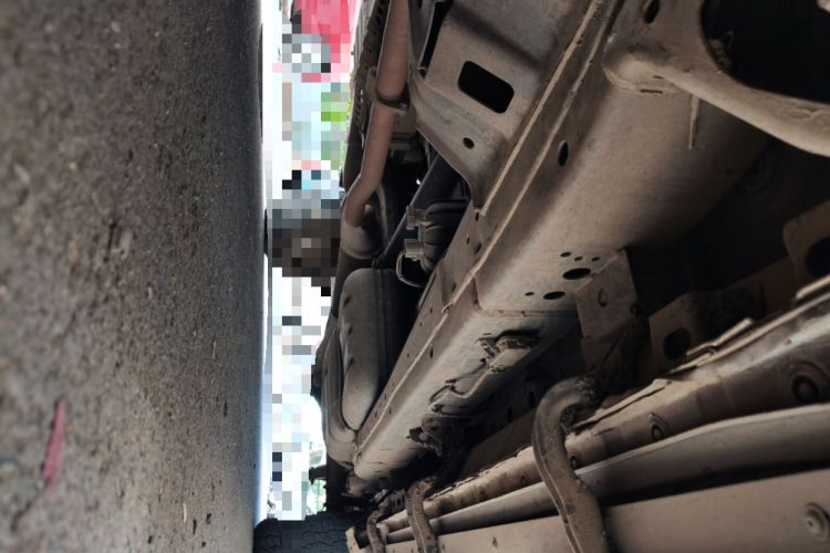 Used Great Wall Poer 2021 2.0T Commercial Version Automatic Diesel 4x4 Elite Long-Box GW4D20M Chassis Front Left