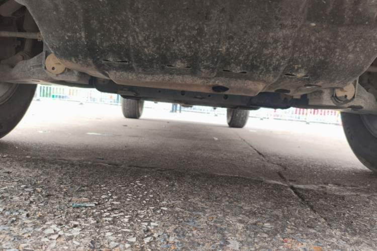 Used Great Wall Poer 2021 2.0T Commercial Version Automatic Diesel Two-Wheel Drive Elite Trim with Long Bed – GW4D20M Chassis Front
