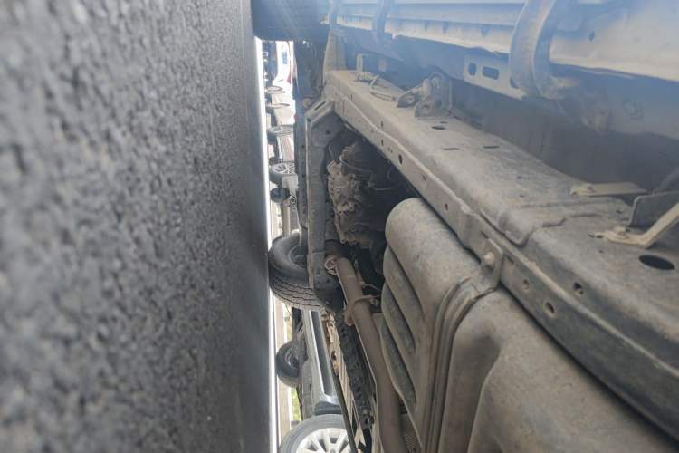 Used Great Wall Poer 2021 2.0T Commercial Version Manual Diesel 4x4 Elite Long-Box GW4D20M Chassis Rear Left