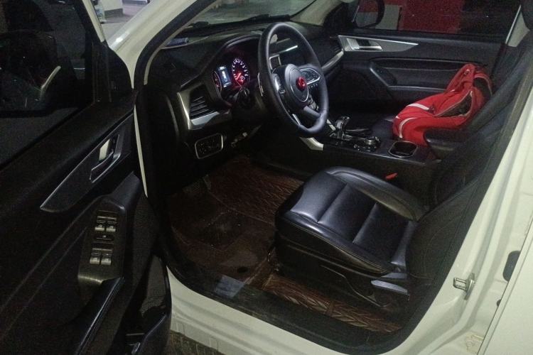 Used Great Wall Poer 2021 2.0T Commercial Version Automatic Gasoline Two-Wheel Drive Elite Trim with Long Bed – GW4C20B Driver Seat