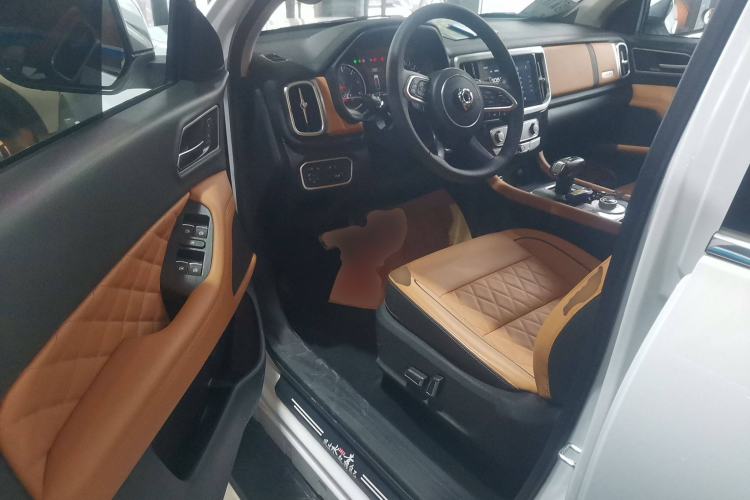 Used Great Wall Poer 2021 2.0T Global Version Automatic Diesel 4x4 Sporty Standard Cab GW4D20M Driver Seat