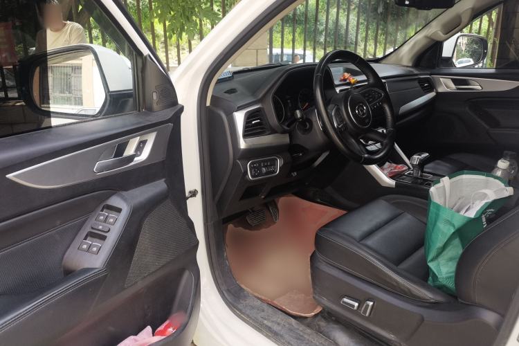 Used Great Wall Poer 2021 2.0T Commercial Version Automatic Diesel 4x4 Navigation-Ready Long-Box GW4D20M Driver Seat