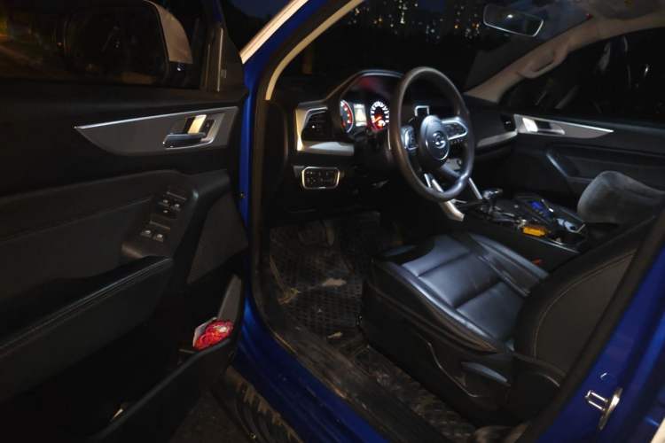 Used Great Wall Poer 2021 2.0T Commercial Version Automatic Gasoline Two-Wheel Drive Elite Trim with Long Bed – GW4C20B Driver Seat