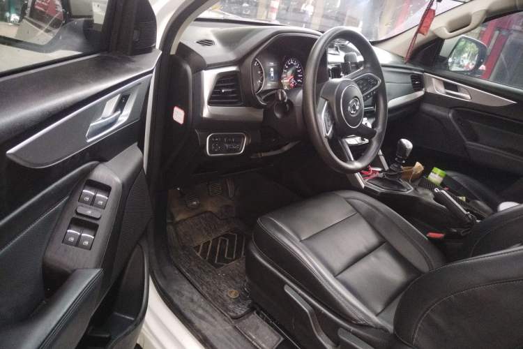Used Great Wall Poer 2021 2.0T Commercial Version Manual Diesel Two-Wheel Drive Elite Long-Box GW4D20M Driver Seat