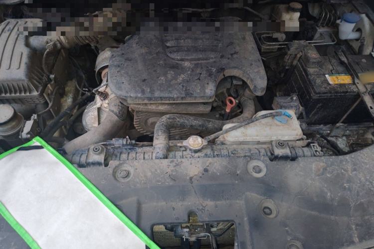 Used Great Wall Poer 2021 2.0T Commercial Version Manual Diesel 4x4 Elite Standard Box GW4D20M Engine Bay