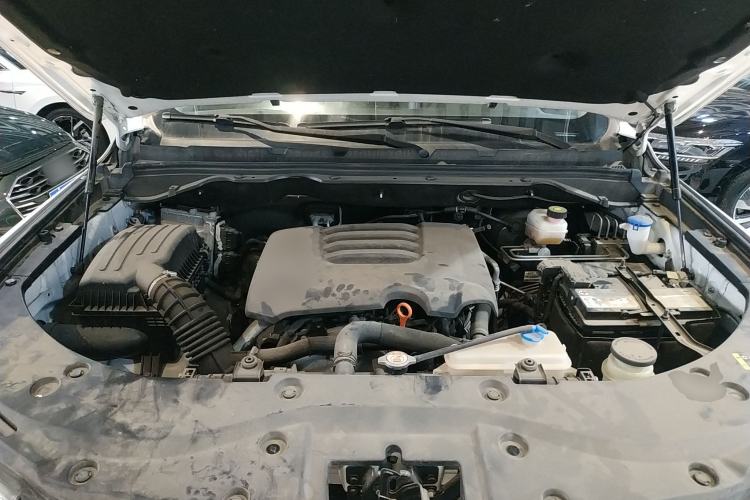 Used Great Wall Poer 2021 2.0T Commercial Version Automatic Gasoline Two-Wheel Drive Elite Trim with Long Bed – GW4C20B Engine Bay