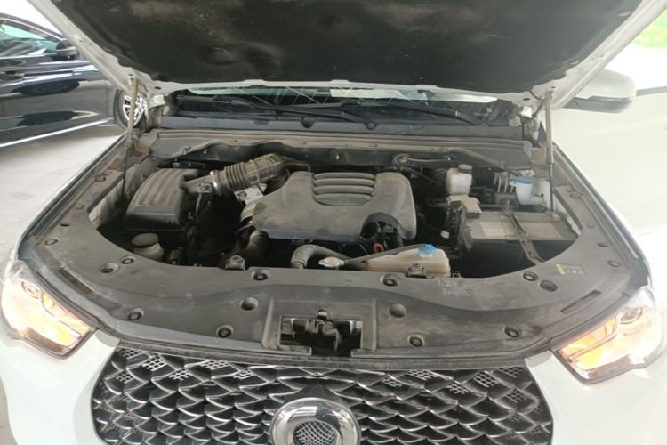 Used Great Wall Poer 2021 2.0T Commercial Version Manual Diesel Two-Wheel Drive Elite Long-Box GW4D20M Engine Bay