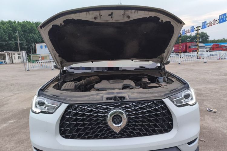 Used Great Wall Poer 2021 2.0T Commercial Version Automatic Diesel Two-Wheel Drive Elite Trim with Long Bed – GW4D20M Engine Bay