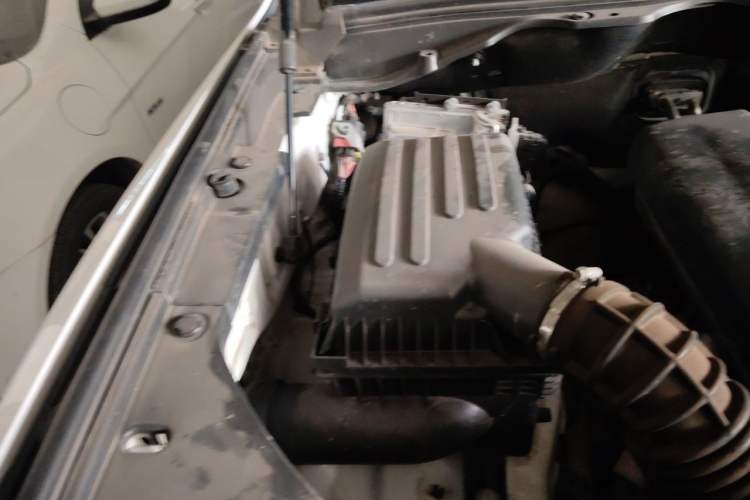Used Great Wall Poer 2021 2.0T Commercial Version Manual Gasoline 4x4 Elite Long-Box GW4C20B Engine Bay Right