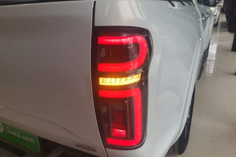 Used Great Wall Poer 2021 2.0T Global Version Automatic Diesel 4x4 Sporty Standard Cab GW4D20M Exterior 2
