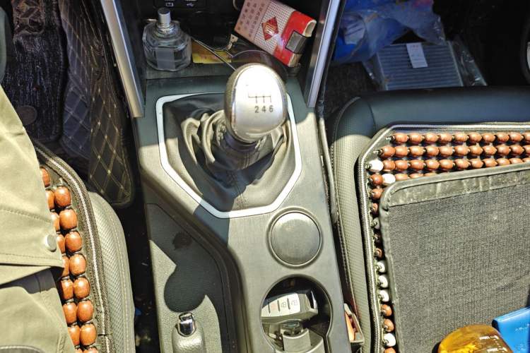 Used Great Wall Poer 2021 2.0T Commercial Version Manual Diesel Two-Wheel Drive Elite Long-Box GW4D20M Gear Lever