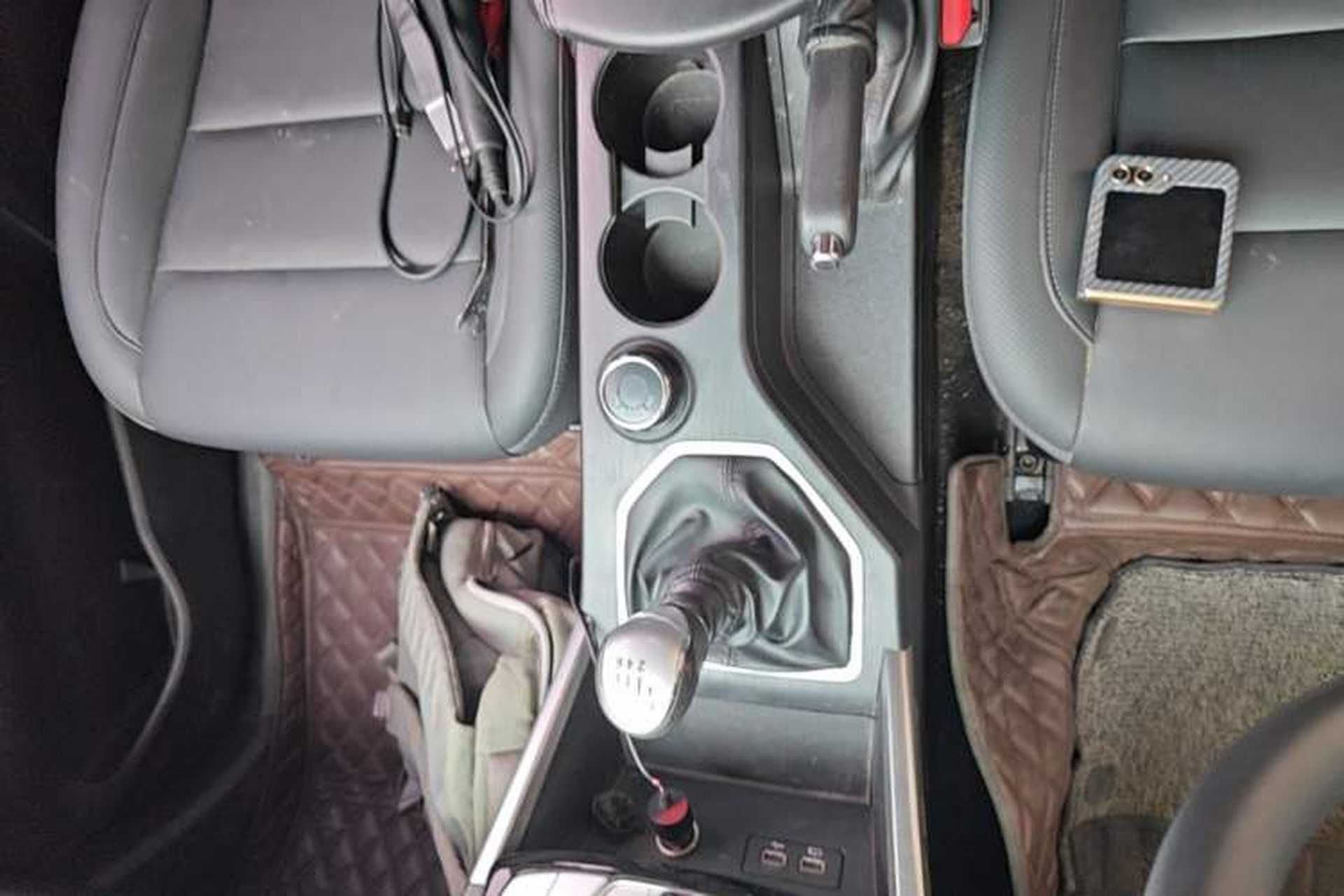 Used Great Wall Poer 2021 2.0T Commercial Version Manual Diesel 4x4 Elite Long-Box GW4D20M Gear Lever