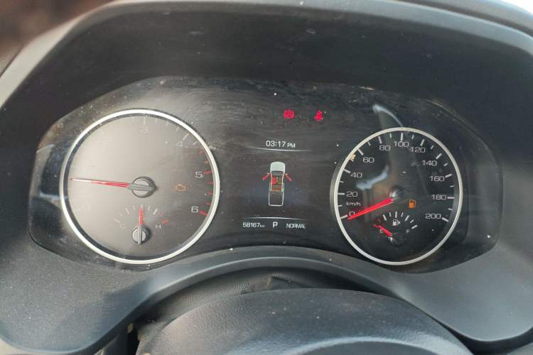 Used Great Wall Poer 2021 2.0T Commercial Version Automatic Diesel Two-Wheel Drive Elite Trim with Long Bed – GW4D20M Instrument Cluster