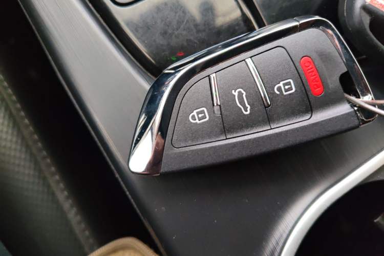 Used Great Wall Poer 2021 2.0T Commercial Version Automatic Diesel 4x4 Navigation-Type Standard Box GW4D20M Interior 1