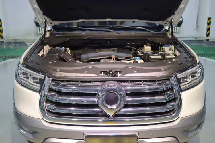 Used Great Wall Poer 2021 2.0T Global Version Automatic Gasoline 4x4 Prestige Standard Cab GW4C20B Interior 9