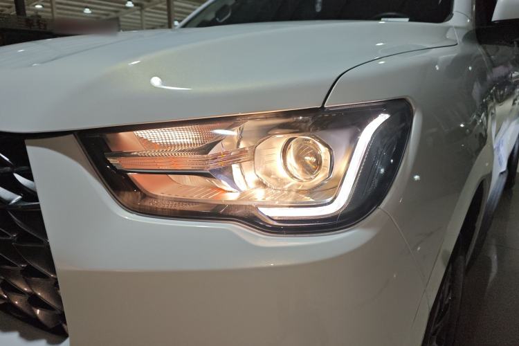 Used Great Wall Poer 2021 2.0T Commercial Version Manual Diesel 4x4 Elite Long-Box GW4D20M Left Front Headlight