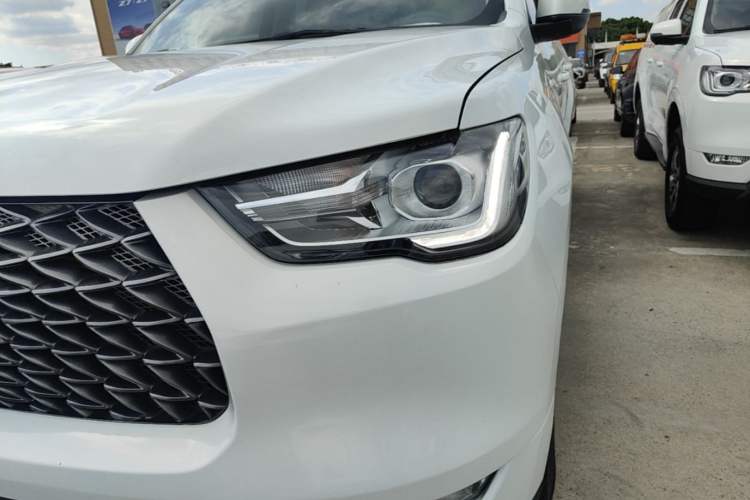 Used Great Wall Poer 2021 2.0T Commercial Version Automatic Diesel 4x4 Navigation-Type Standard Box GW4D20M Left Front Headlight