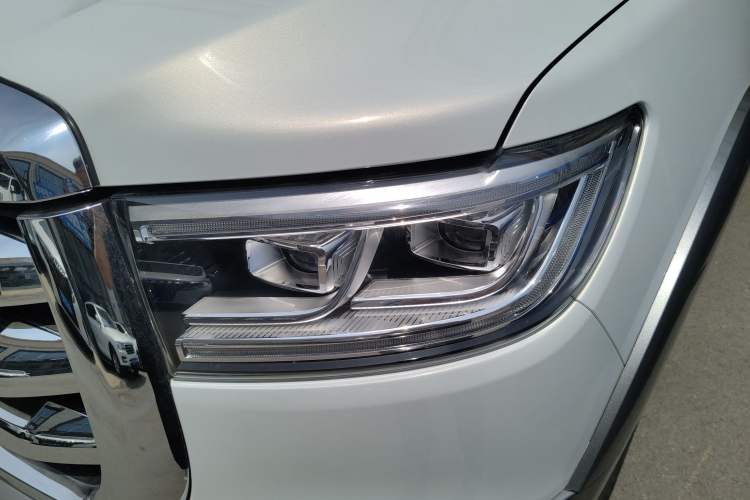 Used Great Wall Poer 2021 2.0T Global Version Automatic Gasoline 4x4 Prestige Standard Cab GW4C20B Left Front Headlight