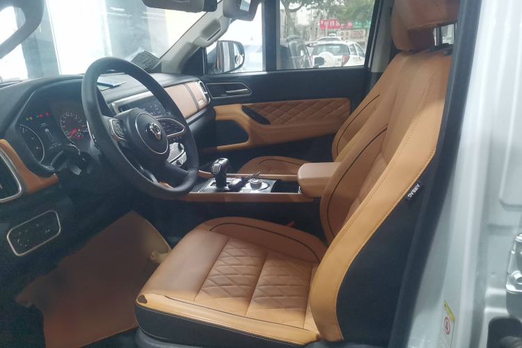 Used Great Wall Poer 2021 2.0T Global Version Automatic Diesel 4x4 Sporty Standard Cab GW4D20M Left Front Seat