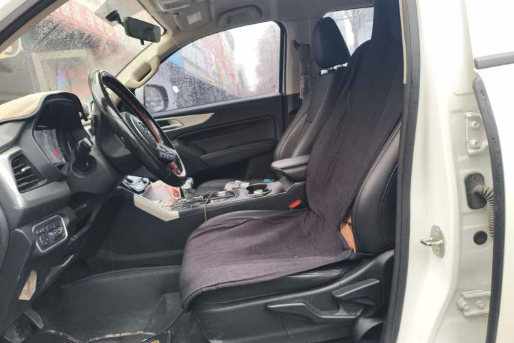 Used Great Wall Poer 2021 2.0T Commercial Version Automatic Diesel 4x4 Elite Long-Box GW4D20M Left Front Seat