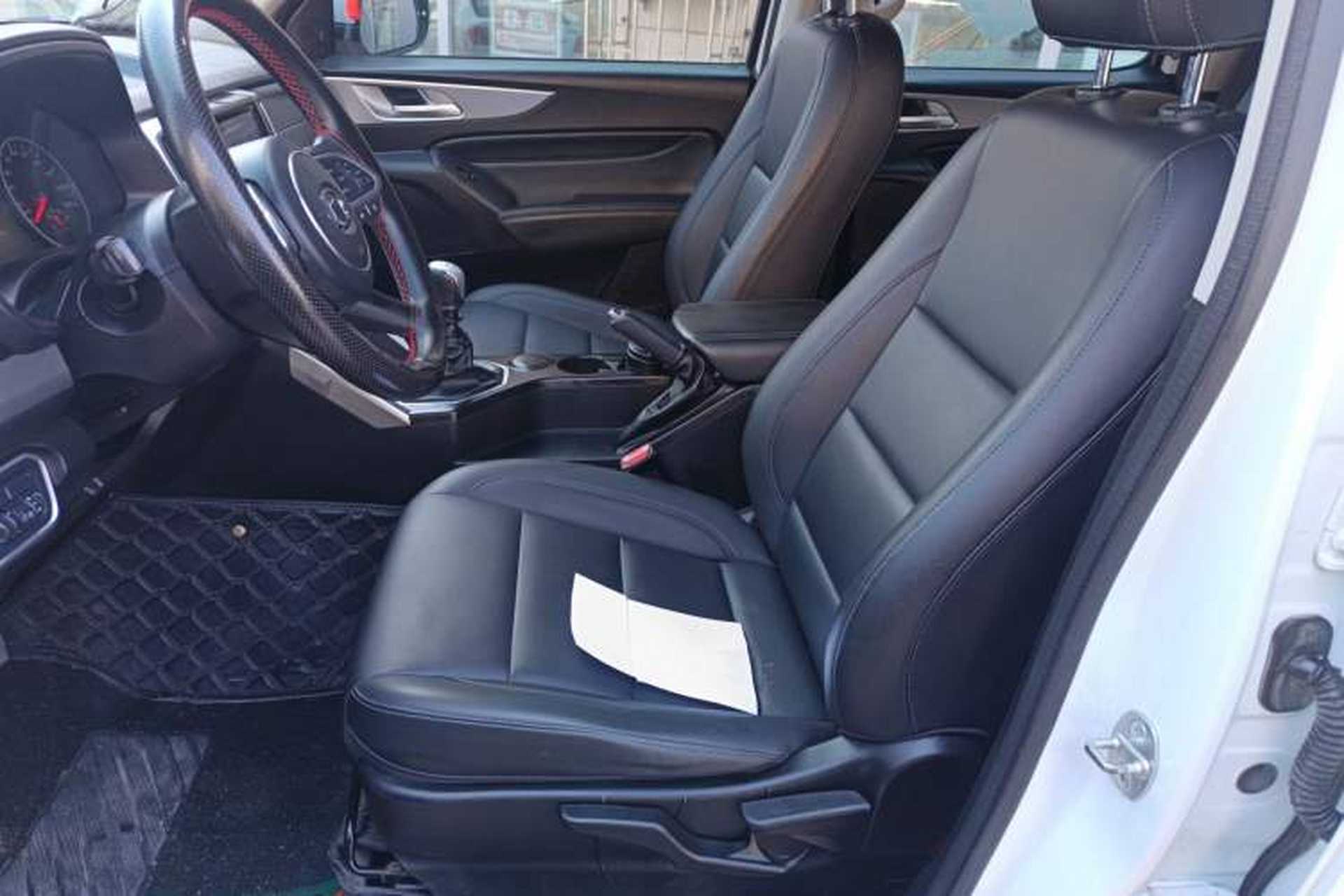 Used Great Wall Poer 2021 2.0T Commercial Version Manual Diesel Two-Wheel Drive Elite Long-Box GW4D20M Left Front Seat