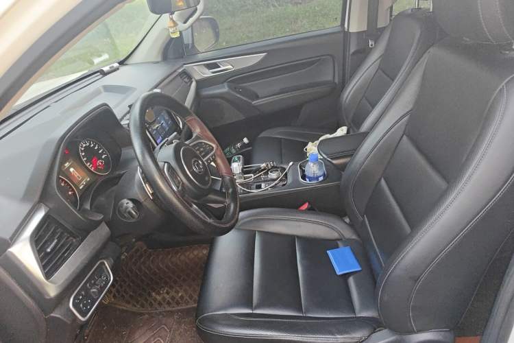 Used Great Wall Poer 2021 2.0T Commercial Version Automatic Diesel 4x4 Elite Long-Box GW4D20M Left Front Seat
