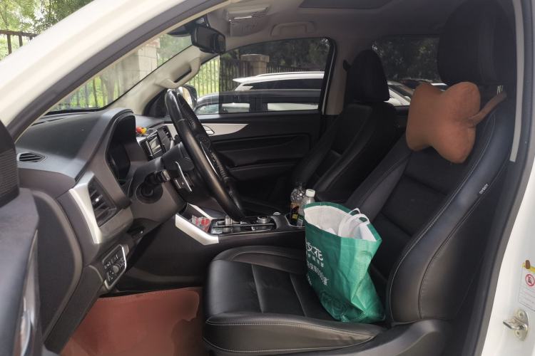 Used Great Wall Poer 2021 2.0T Commercial Version Automatic Diesel 4x4 Navigation-Ready Long-Box GW4D20M Left Front Seat